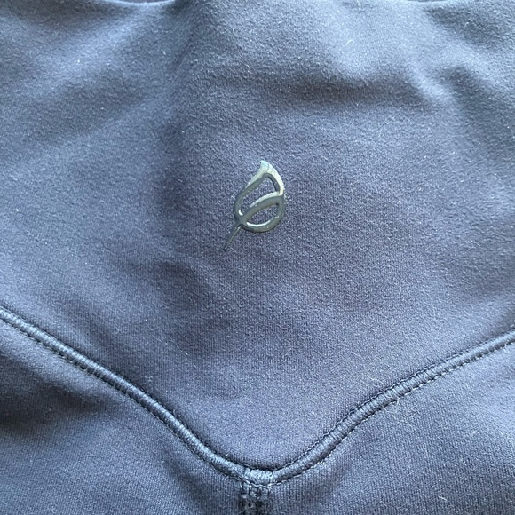 Ptula Flare Leggings - Picture 4 of 4